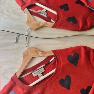 Burberry Red Hearts Pullover Sweater Camel 100% Extra Fine Merino Wool Jumper L